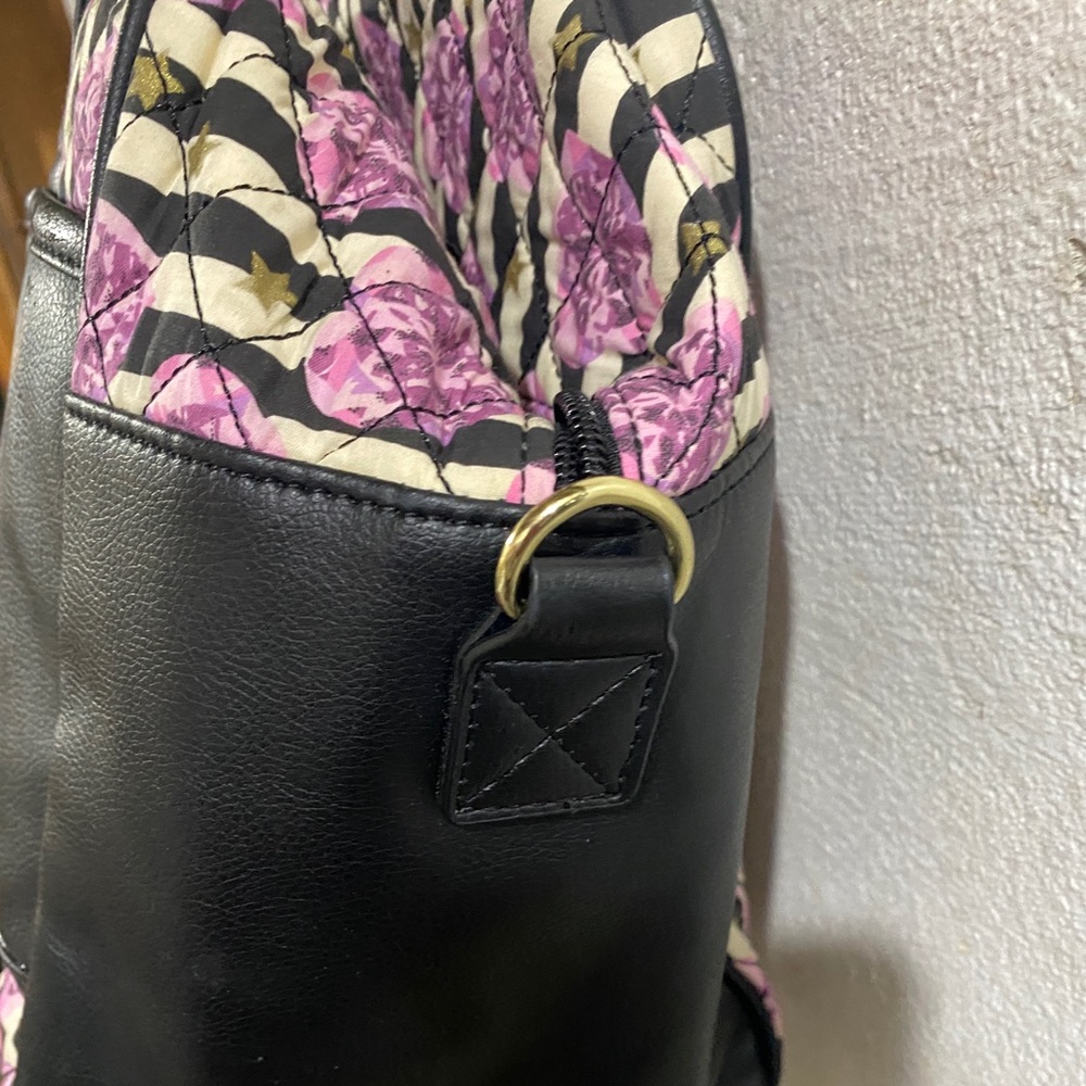 Betsy Johnson quilted black and white stripes with Purple Hearts weekender 18/13 - Picture 8 of 16